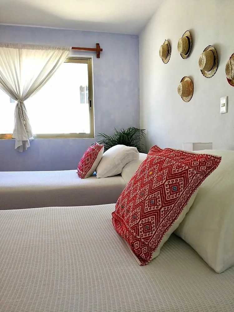 Amanecer Y Manana Private Room - Tulum Town 2*,  墨西哥